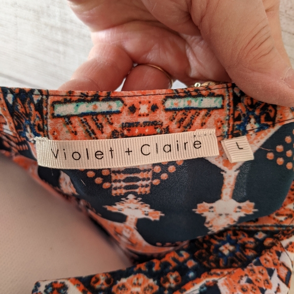 Violet+Claire Top, size large, Blue and orange - Picture 8 of 13